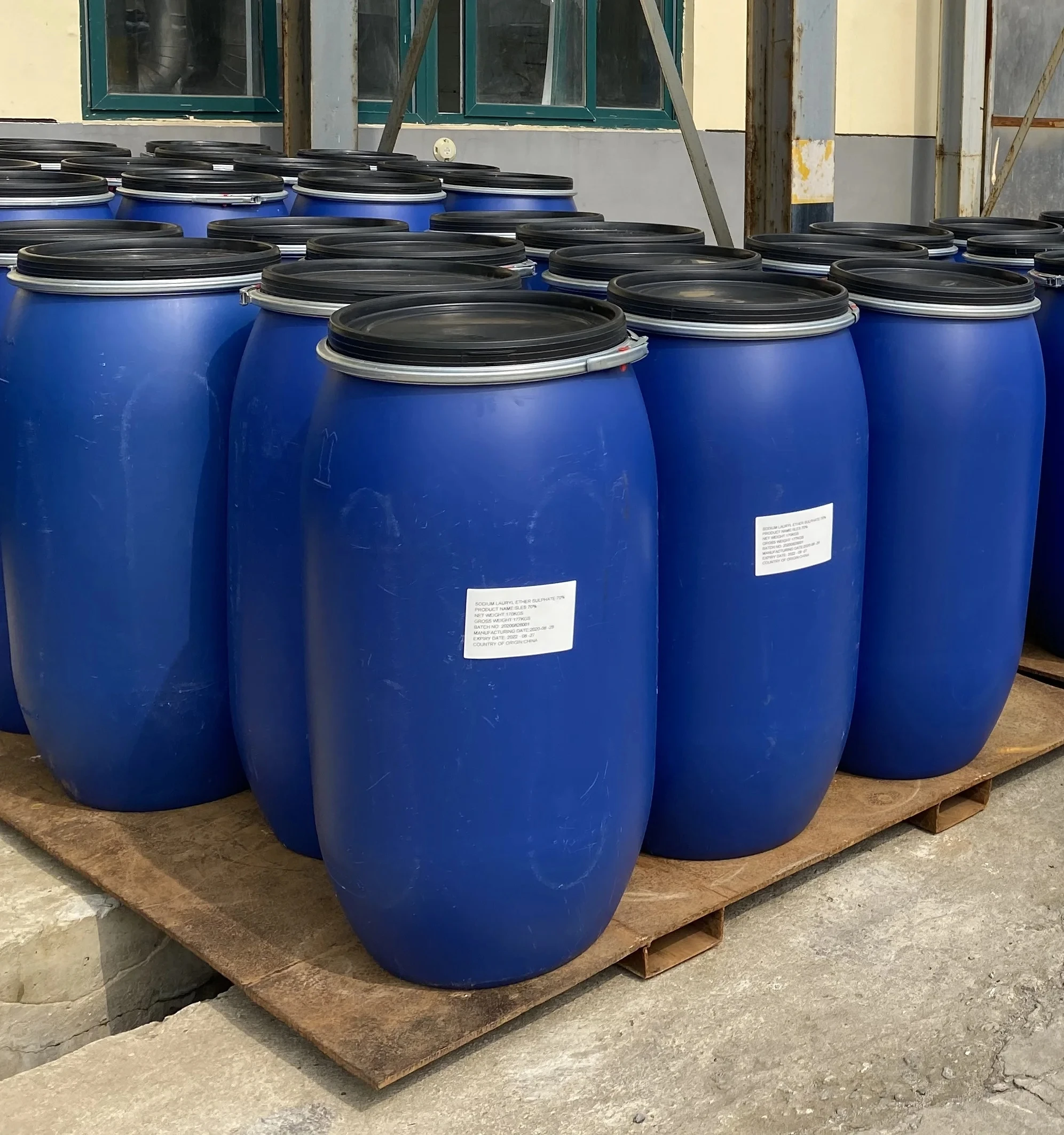 DINGHAO SLES 70% Sodium Lauryl Ether Sulfate CAS 68585-34-2