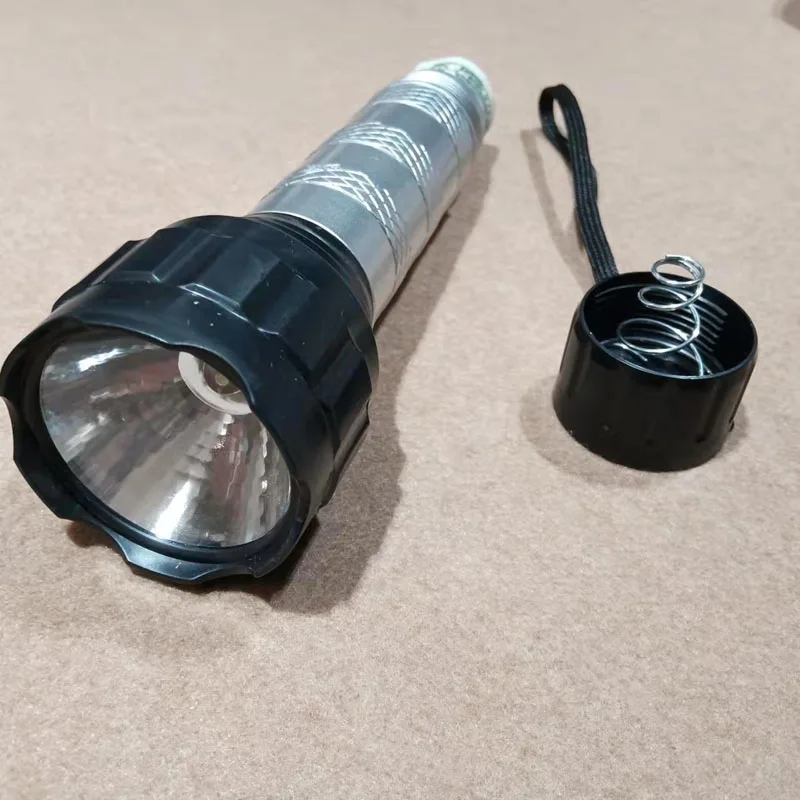 Large volume Stash Hider Secret  Diversion Safe LED flashlight Can Safe to Hide Money Jewelry Valuables