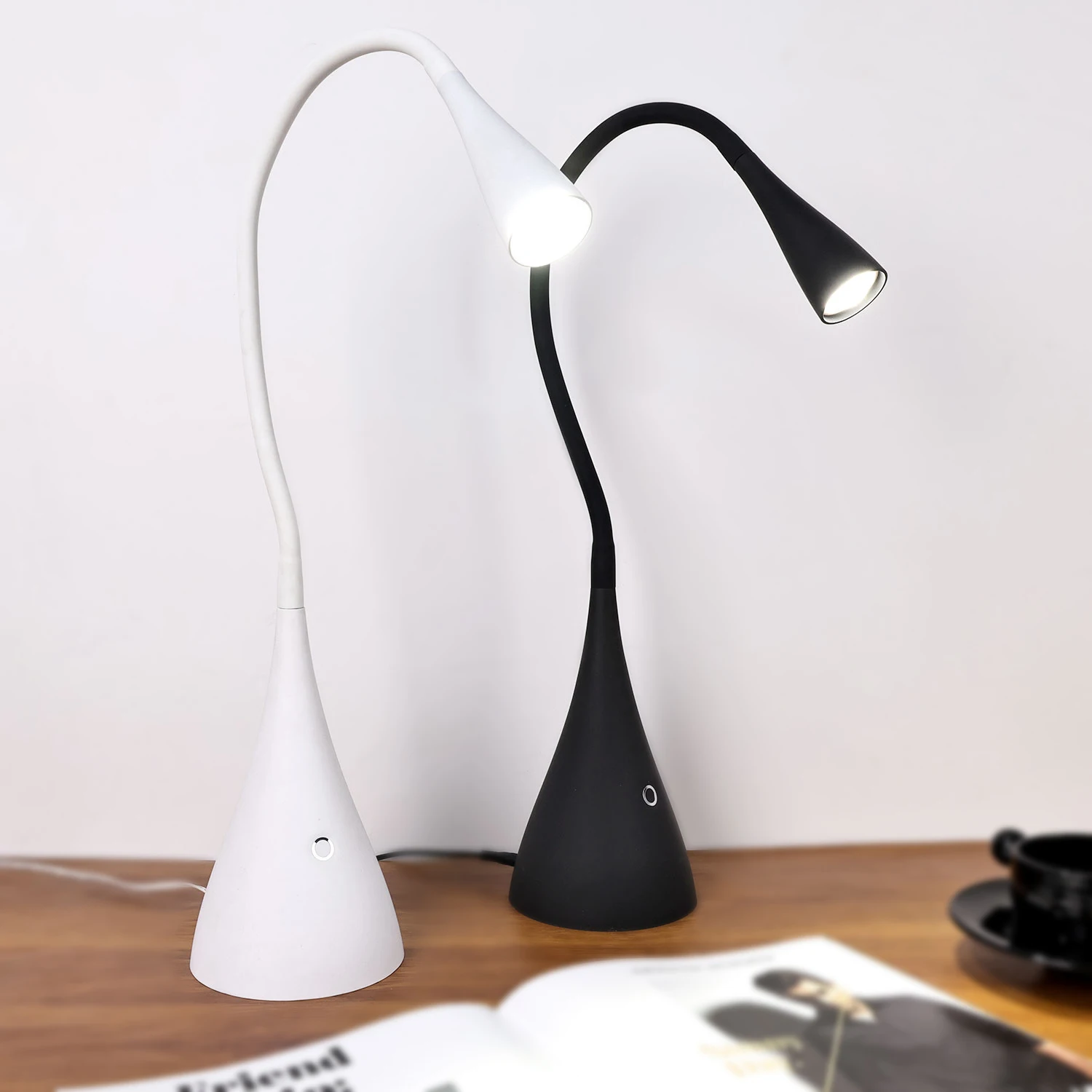 Contemporary european new exclusive wholesale sale asian bolotop custom china minimalist gooseneck led table lamp