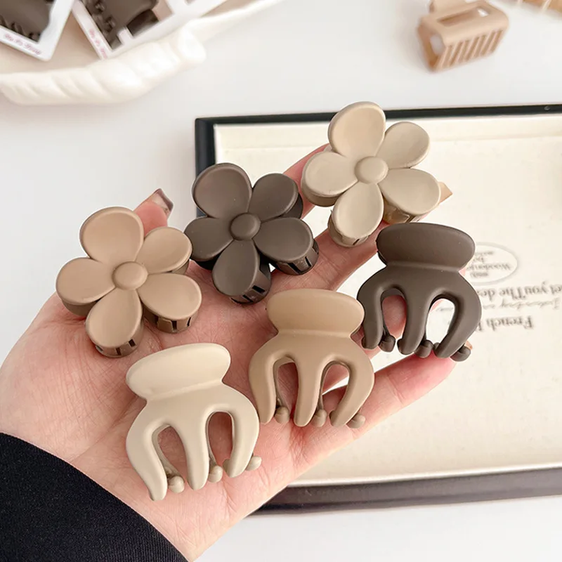 Fashion Coffee Color Small Size 3Pcs/Set Matte Plastic Hair Claws Flowers Square Ponytail Hair Clips Wholesale