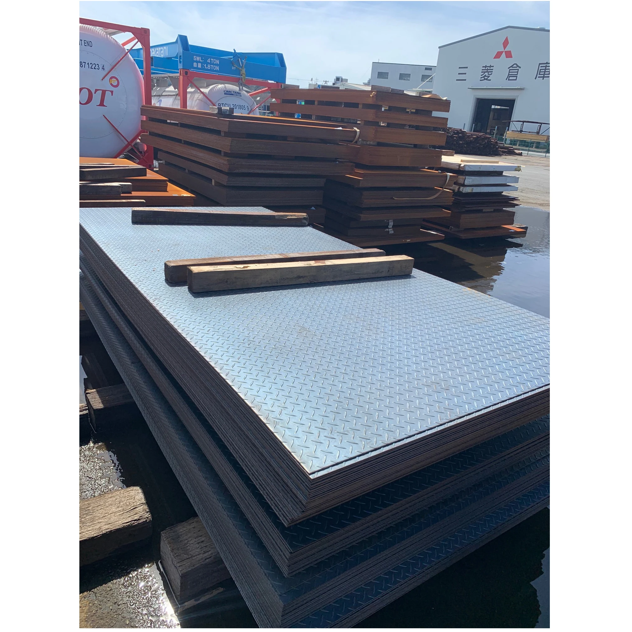 
Японская вторичная качественная рифленая листовая горячекатаная стальная пластина 