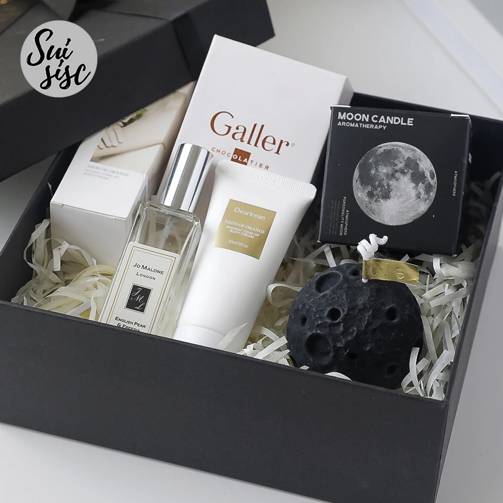 Bedroom Decoration Creative Decoration Hot Sale Luxury Art Candle Spherical Moon Scented Candle