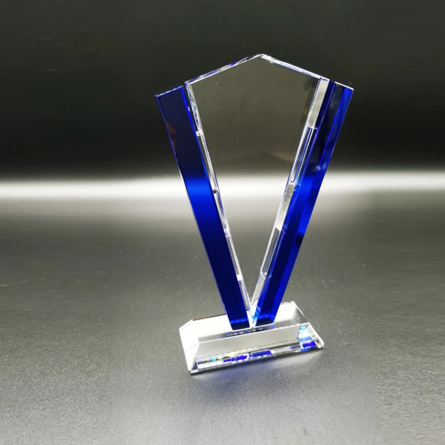 Customized And Attractive Design With A Prism Shaped Blank Base, Clear Holiday Souvenir, Blank Crystal Trophy