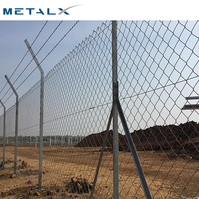 Hot Sale Angled Top Chain Link Fence Cheap Fencing Soccer Fields Heavy Duty Panels 6 Black Wire Rolls