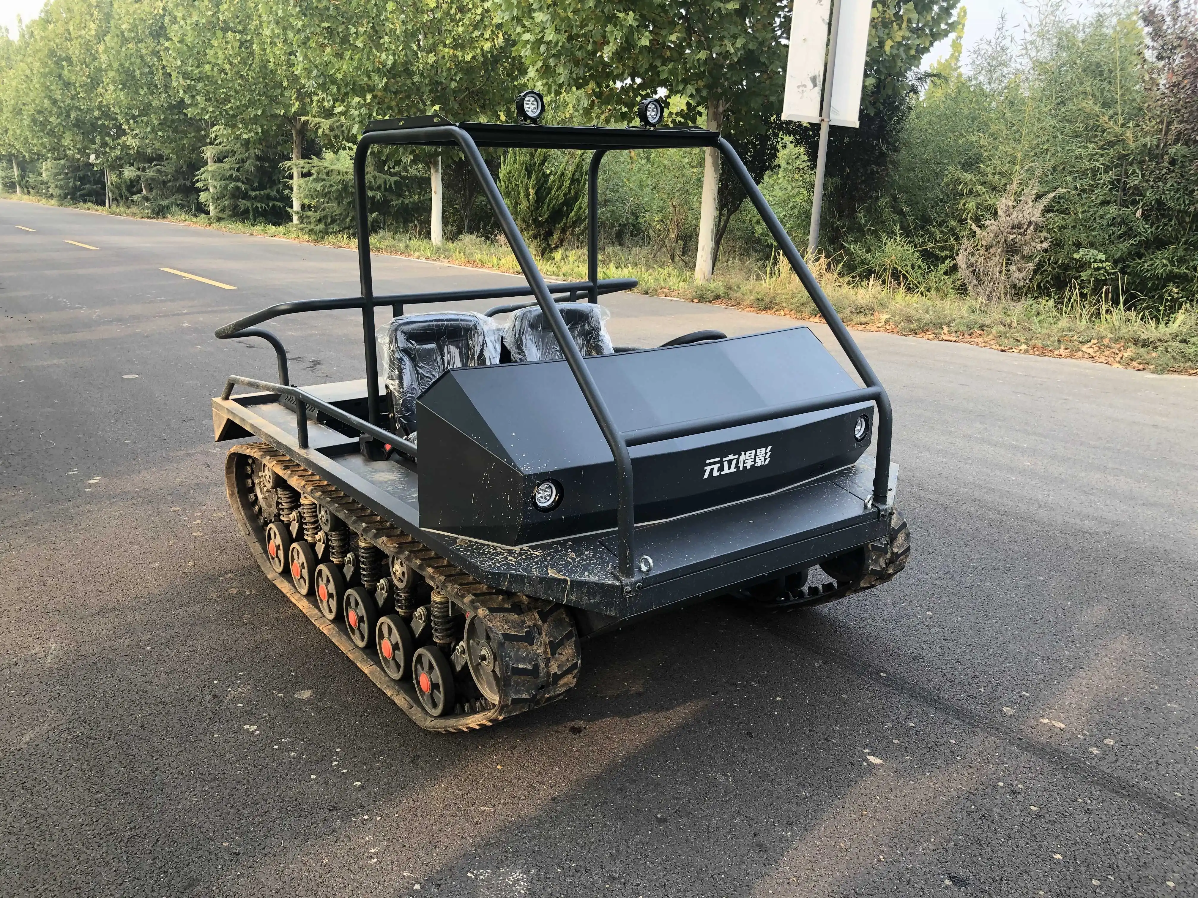 Hybrid Gas-Tracked Vehicle Chinese Production 4 Stroke Engine Displacement EEC Certified Versatile Any Ground