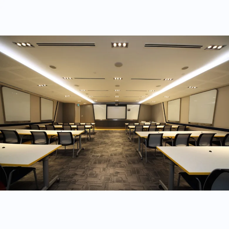 Five Star Hotel Furniture Banquet Furniture Fabric Metal Vinyl Banquet Chair Hall Furniture