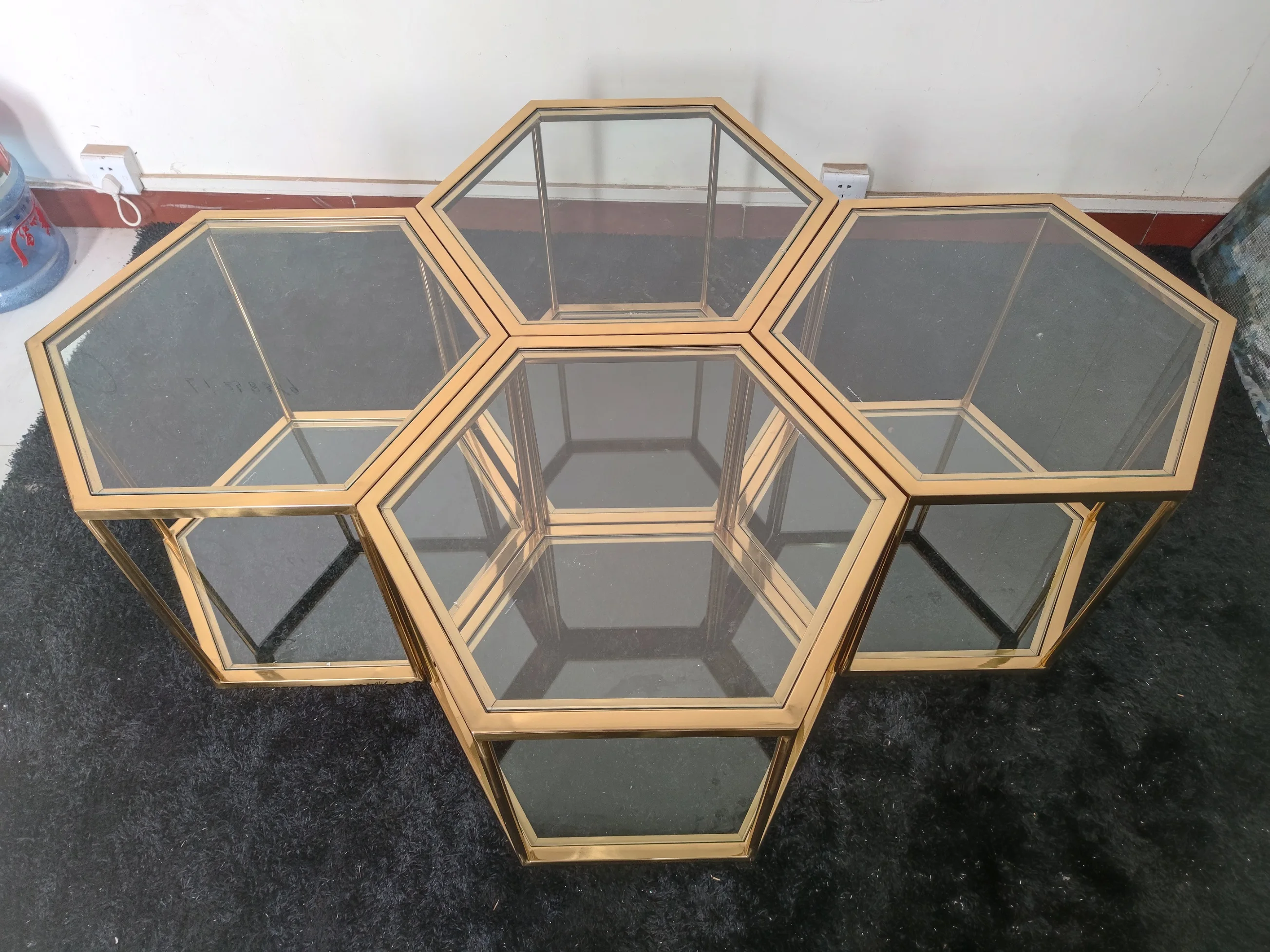 2023 Новый стиль из нержавеющей стали золотой журнальный столик для гостиной стеклянный центральный стол набор современной домашней мебели горячей продажи