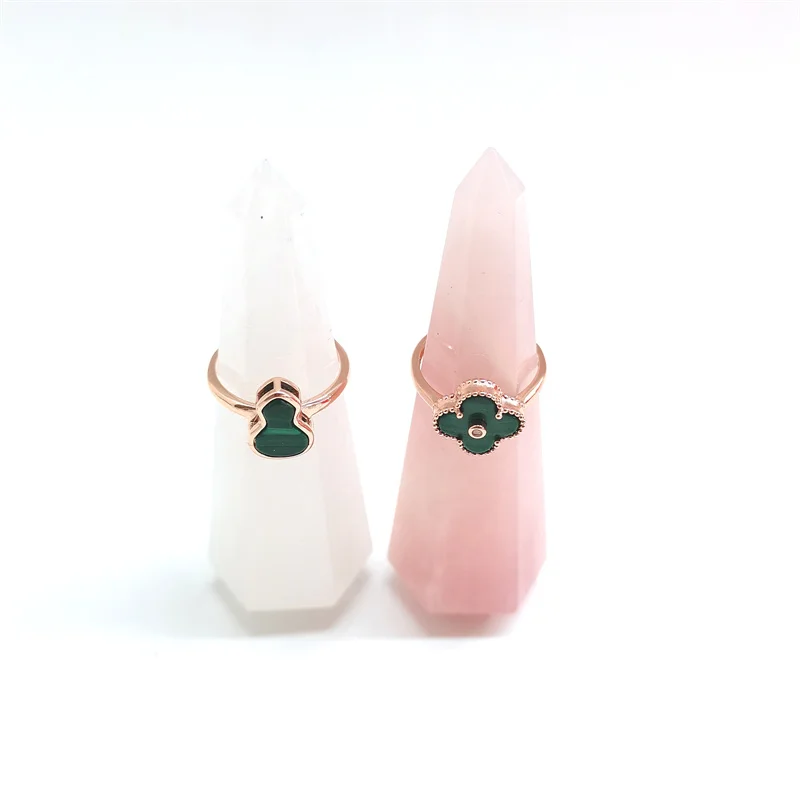 Hot Sale Pendant Holder Natural Clear Quartz Rose Quartz Crystal Ring Setting for Home Decoration