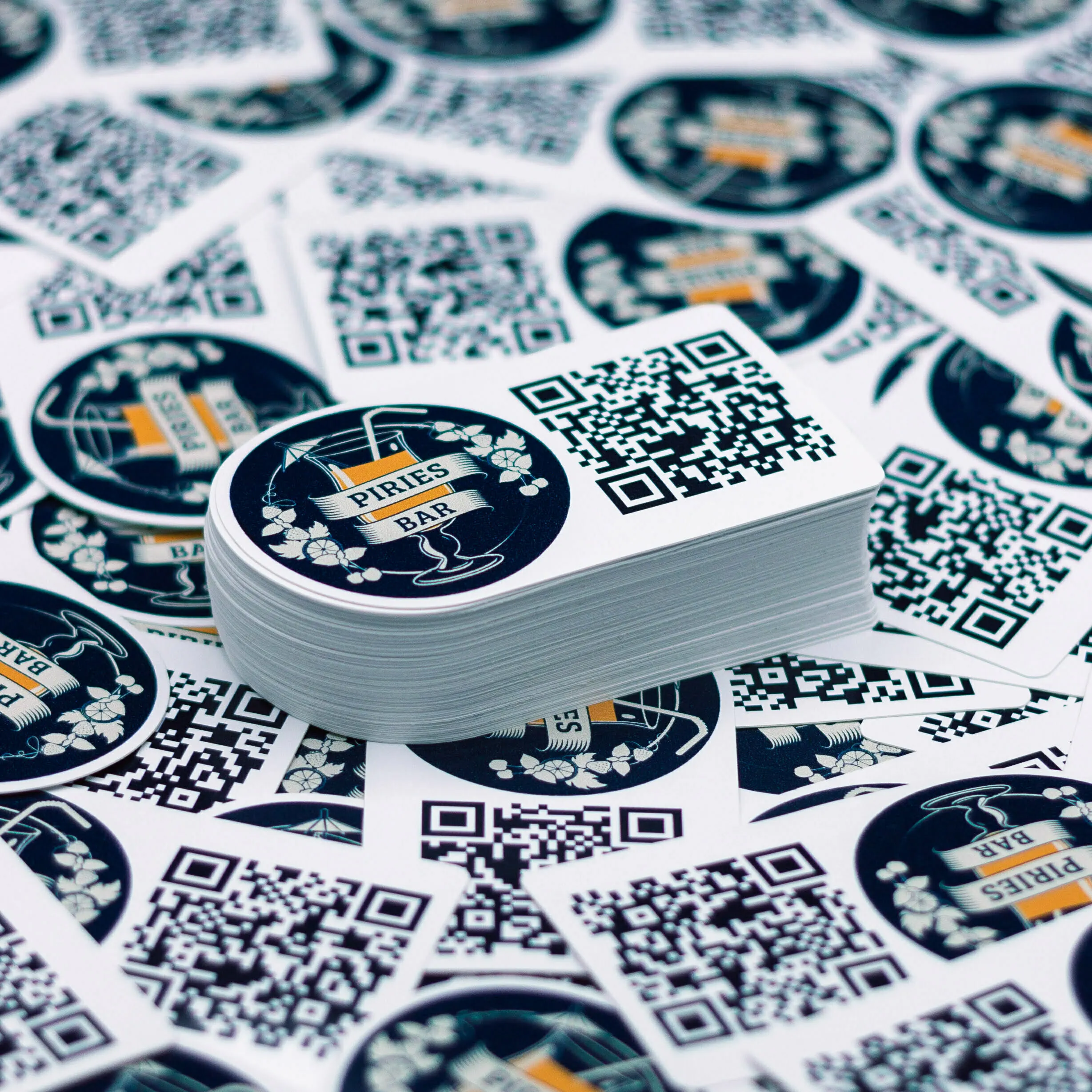 UV weather Resist vinyl holographic pvc scan bar code stickers custom printing outdoor die cut qr code sticker label