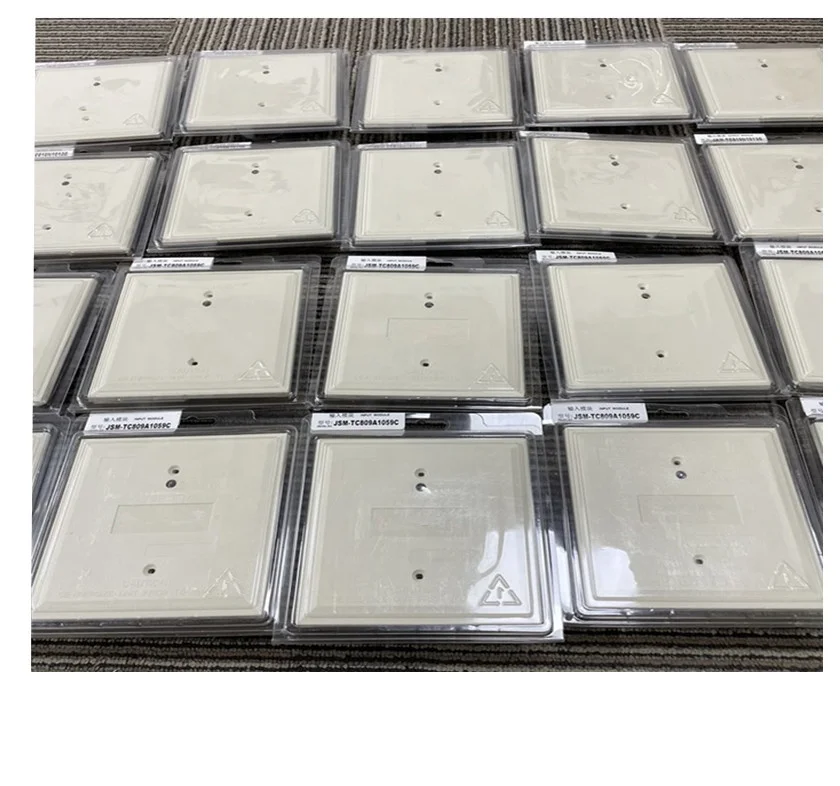 CC-TUIO41 Universal Input Output IOTA Redundant CC-TUIO41 Low Cost Programmable Logic Controller In Stock Ready to Ship