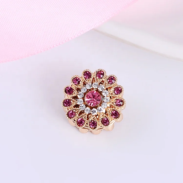 JYL Muslim Women Bling Crystal Magnetic Brooches Peacock Diamond Magnet Scarf Safety Pin Jewelry Hijab Pin