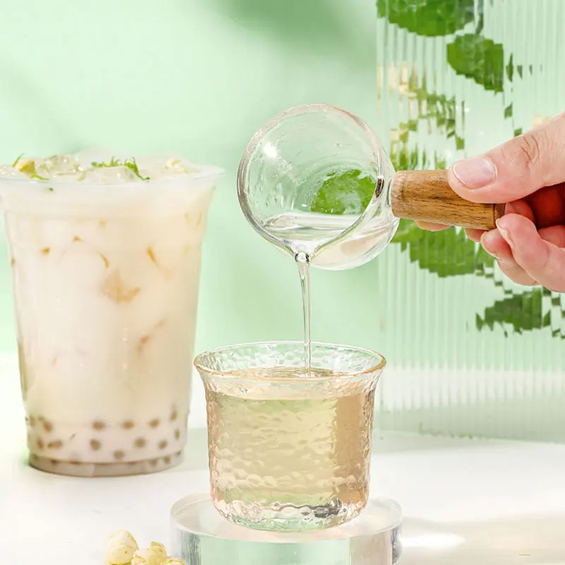 Lemongrass flavored syrup for cocktails and milk tea