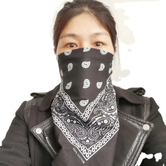 
Custom organic cotton bandana hoody with filter pocket 