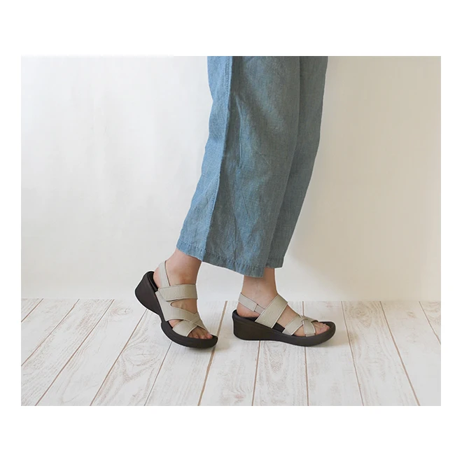 Hot selling outdoor summer women shoes platform wedge sandals