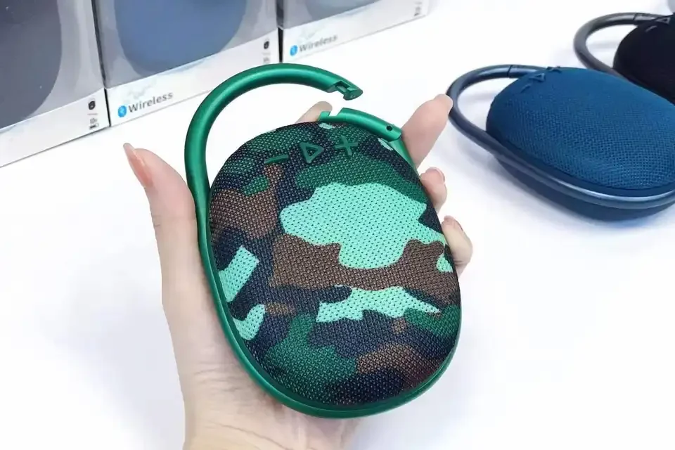 2023 hot selling Original Bluetooth Clip 4 Portable Mini Speaker Music Box Waterproof clip 4 Speaker