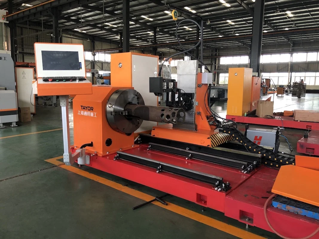
Plasma cutting machine for pipe from TAYOR 