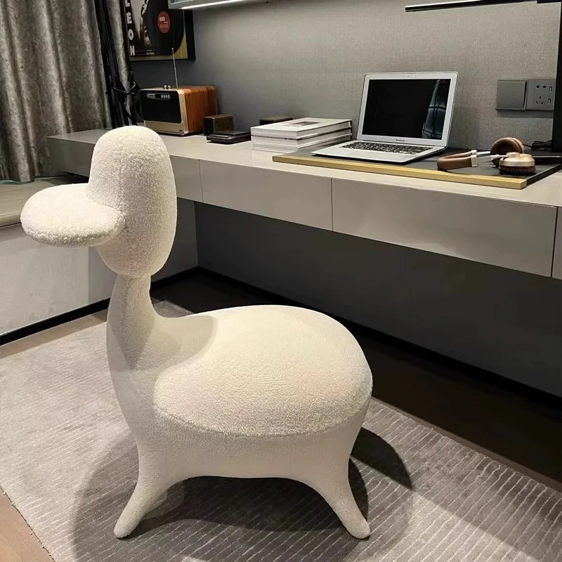 Creative Designer Sheep-Shaped Mobile Gaming Chair - Trendy Original Reading Sofa Animal Chair Home Decor and Housewarming Gift