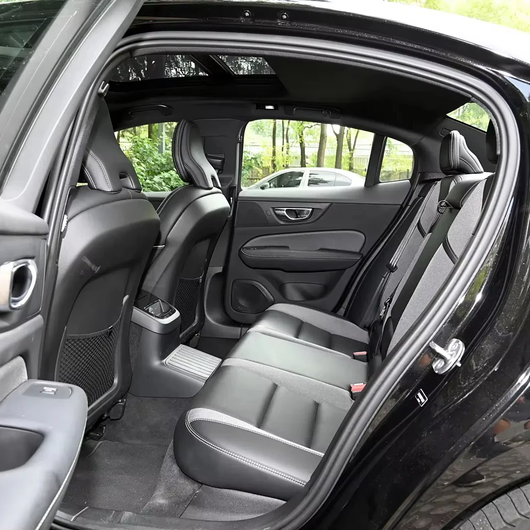 Высокопроизводительный VOLVO S60 новый автомобильный безопасный седан 5 мест Volvo подключаемый гибридный автомобиль с левым рулем роскошный