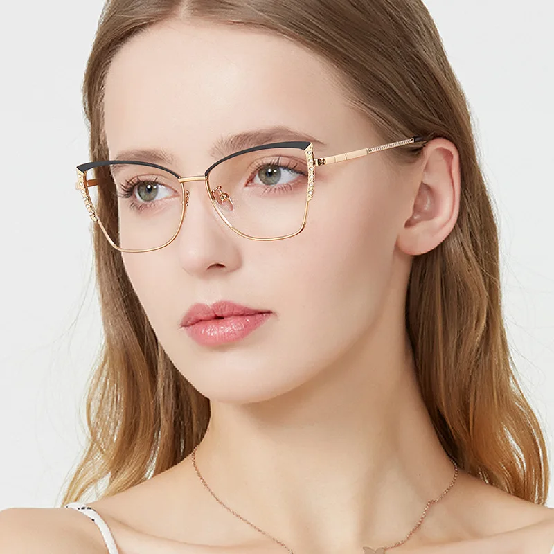 9038 Fashion Photochromic Anti-blue Light Glasses Retro Cat Eye Dot Diamond Glasses Factory Metal Frame