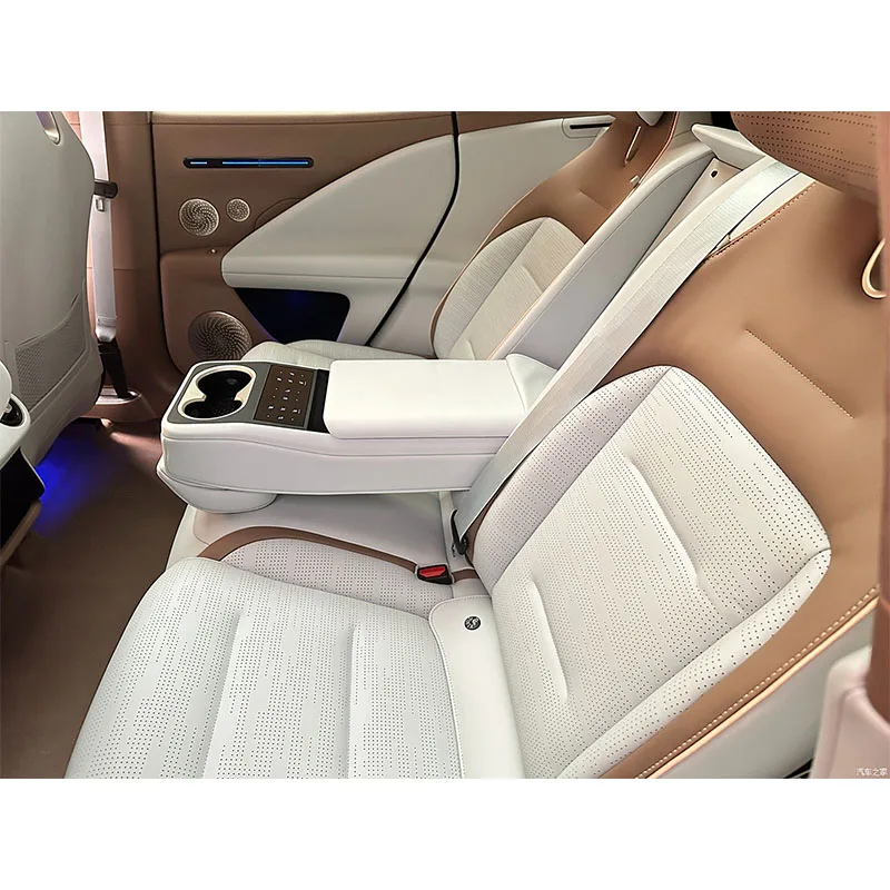 Лидер продаж Электромобиль 4 двери 5 мест электромобили Changan Avatr 07 цена автомобиль дешевые автомобили новой энергии