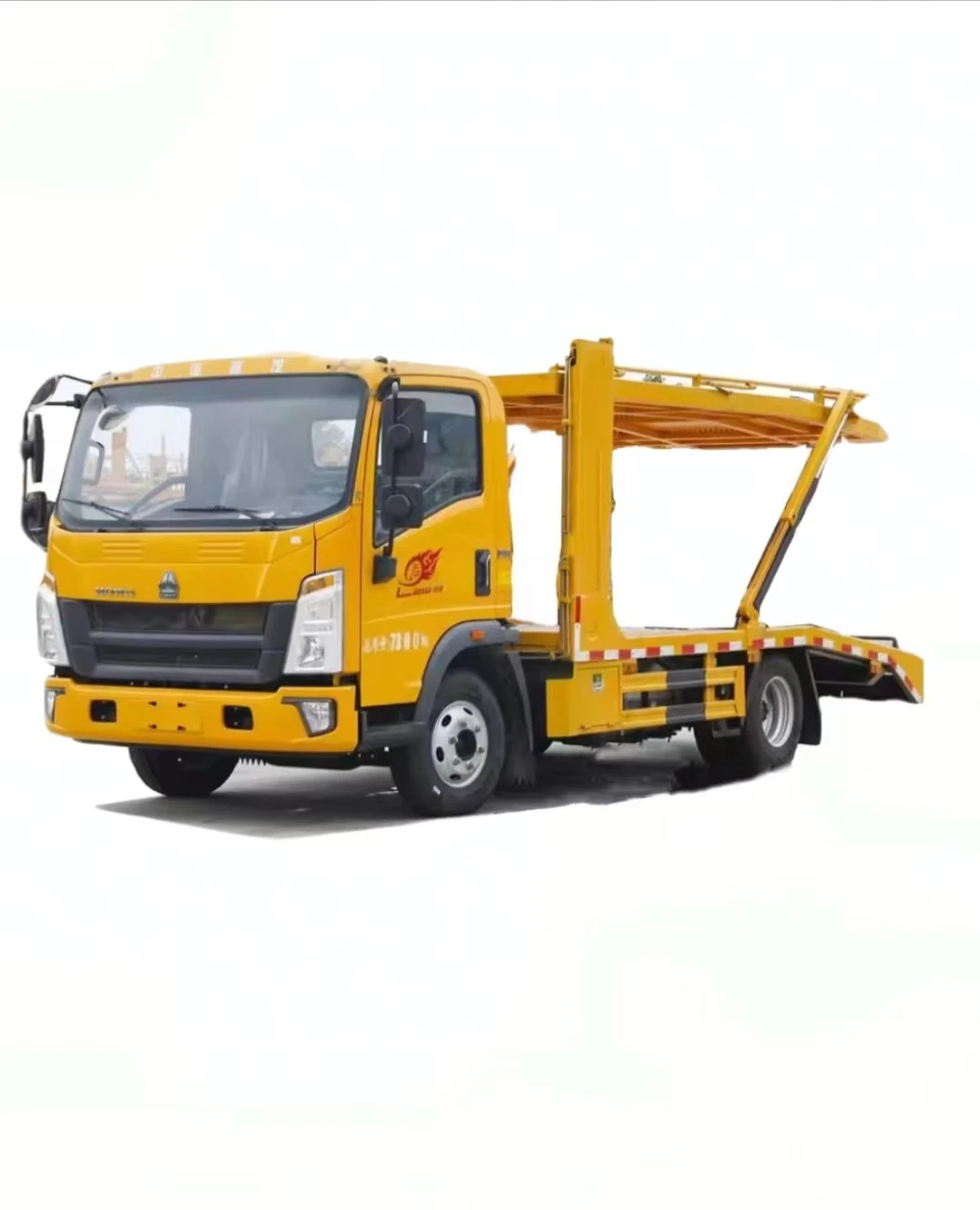 Sinotruk HOWO Light transport vehicle Urban Sedan  transport vehicles 4X2 Car Carrier 2 Seat Car Transport Truck For Sale