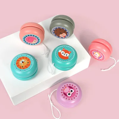  Дешевые рекламные деревянные игрушки Yoyo детские на заказ логотип деревянная цветная печать происхождение размер рекламной продукции поле