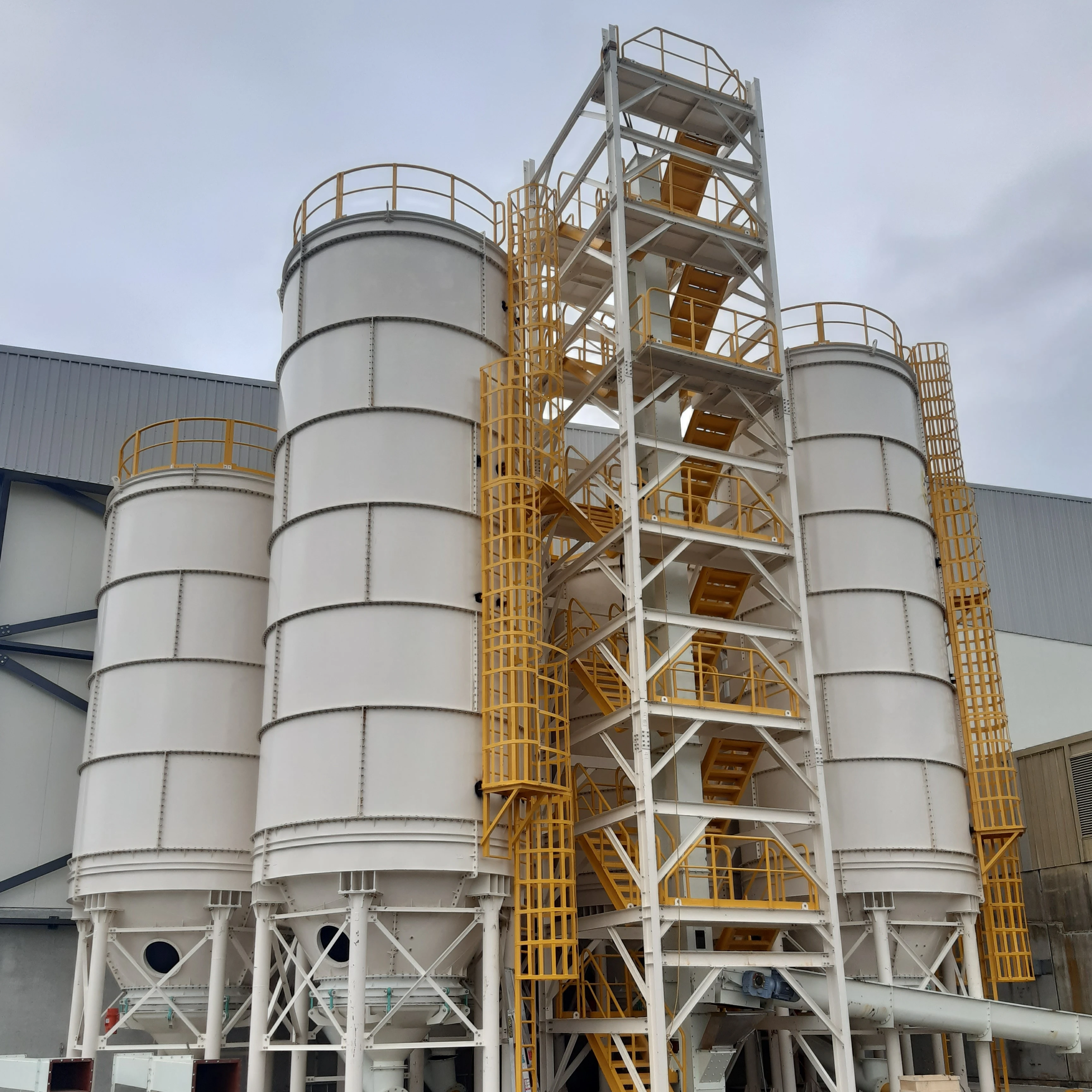 Customized Cement Silo ready for mix mobile concrete batching plant for sale