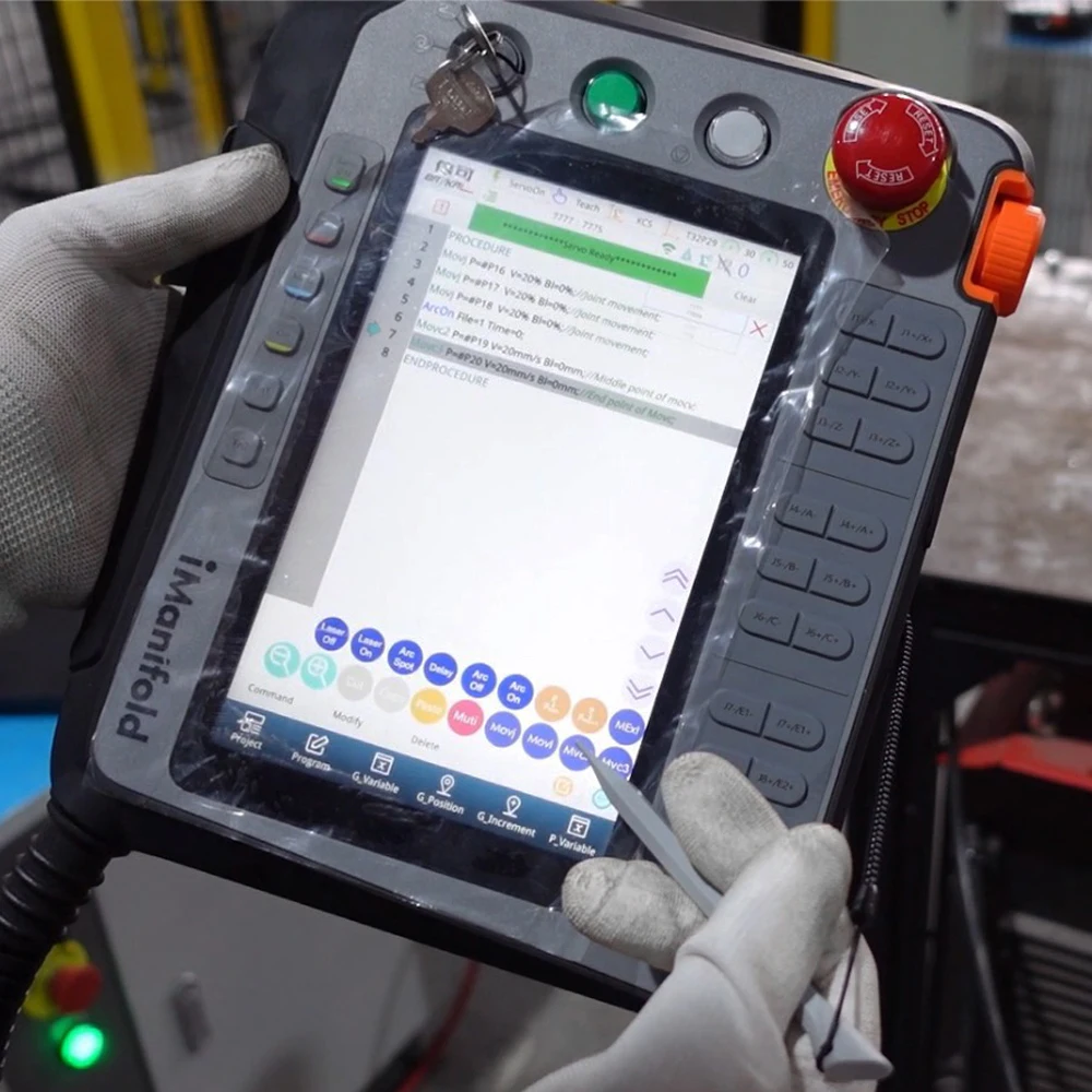 6 Axis Robots Machine Undercarriage Robotic For Frame Welding Robot