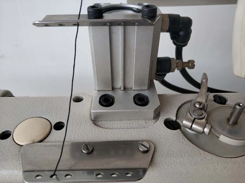 Car seat sewing machine A sewing machine for bus seat covers Leather sofa bed thick thread machine   RN-6610D