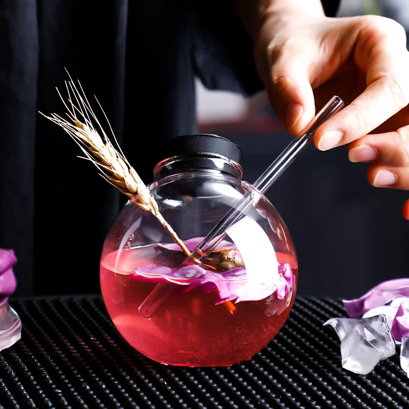 Hot Selling Creative Custom Logo Restaurant Bar Straw Martini Glass Sphere Cocktail Glass Cocktail Glasses with Straw