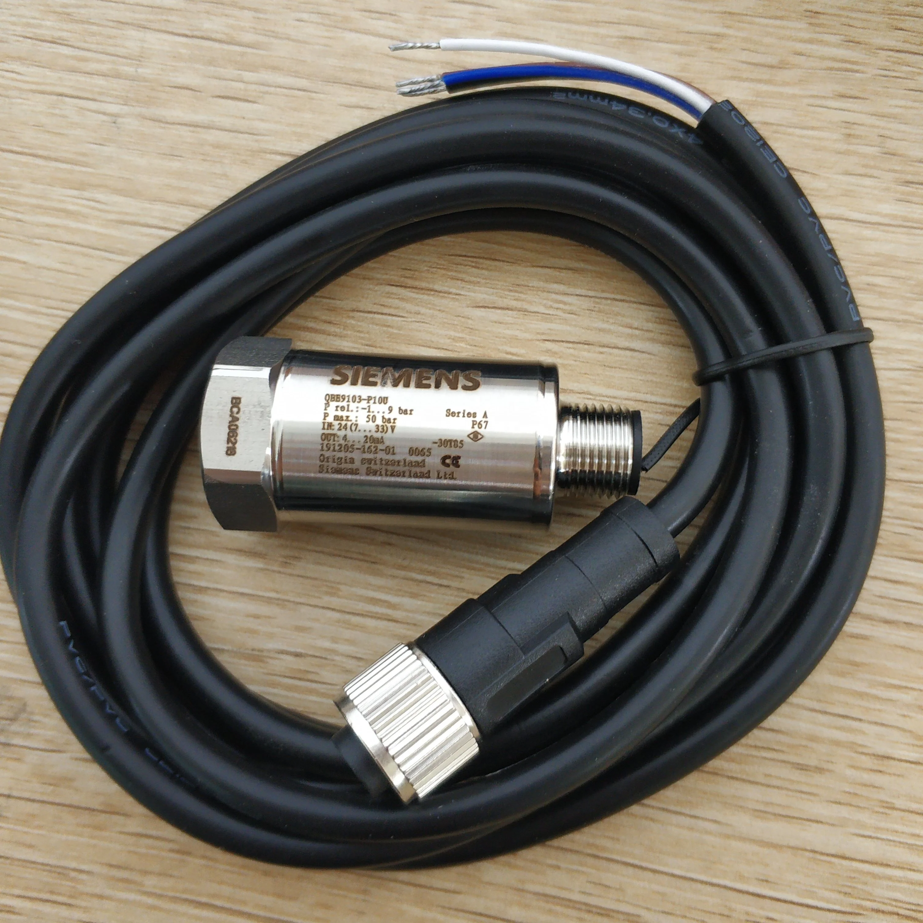 Siemens Датчик давления QBE9103-P10U 1-9bar DC4-20mA и QBE9103-P30U