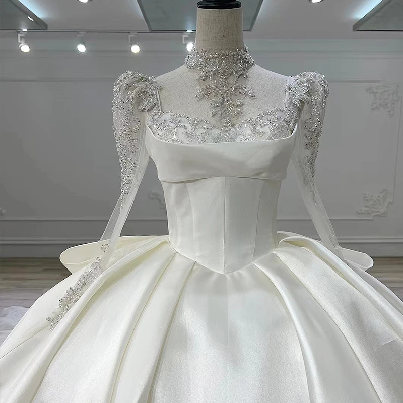 Custom Luxury Gorgeous Appliqued Lace Sequined Tulle Long Sleeves Real Bride Modern Soft Satin Beading Crystal Wedding Dresses