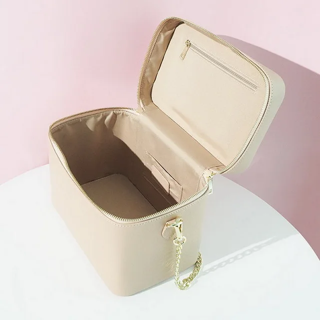 Fashionable designer new style cosmetic bag vegan leather makeup bag for travel
