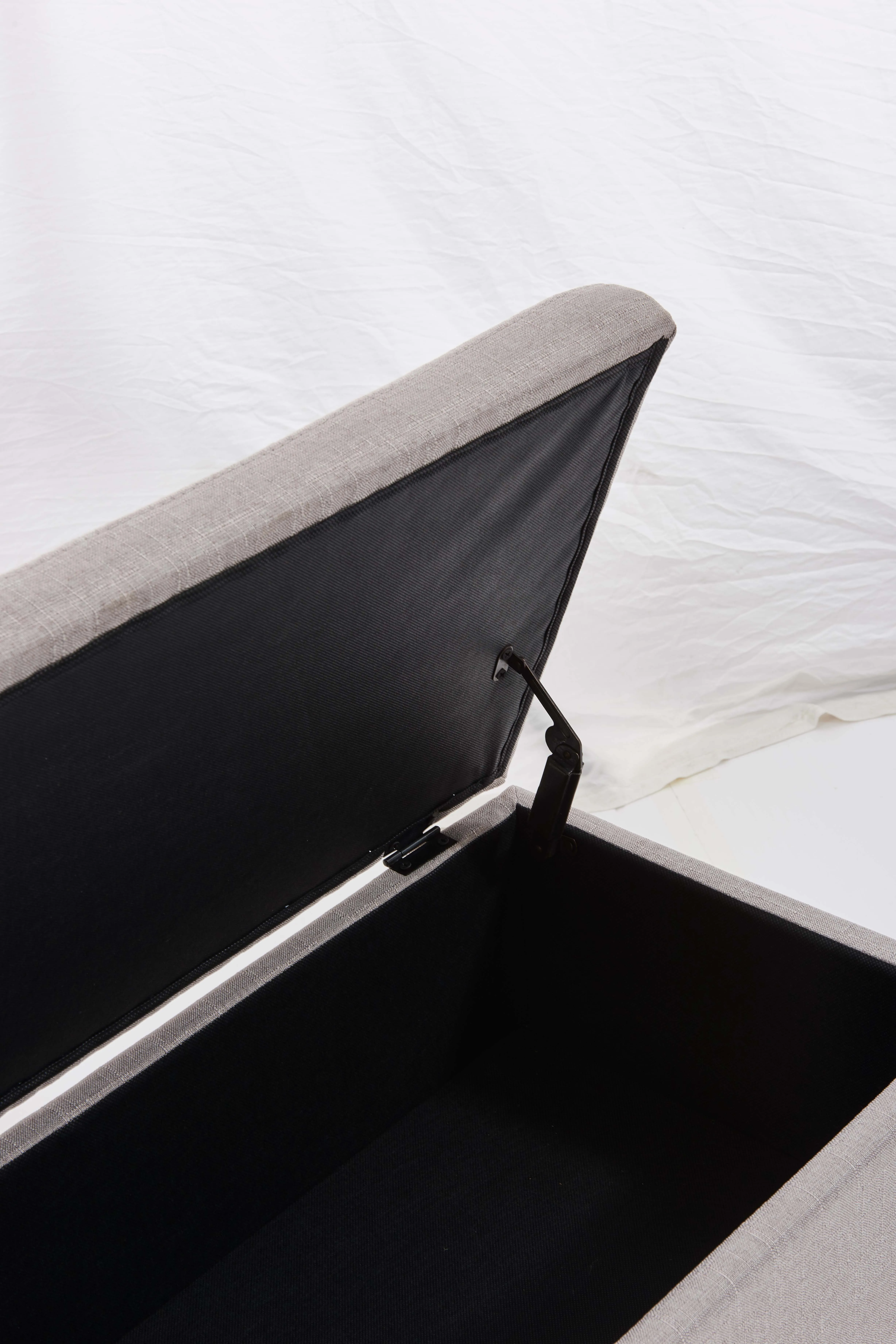 Factory Wholesale Living Room Bar Stool Chair Modern Bench Modern Fabric Storage Ottoman