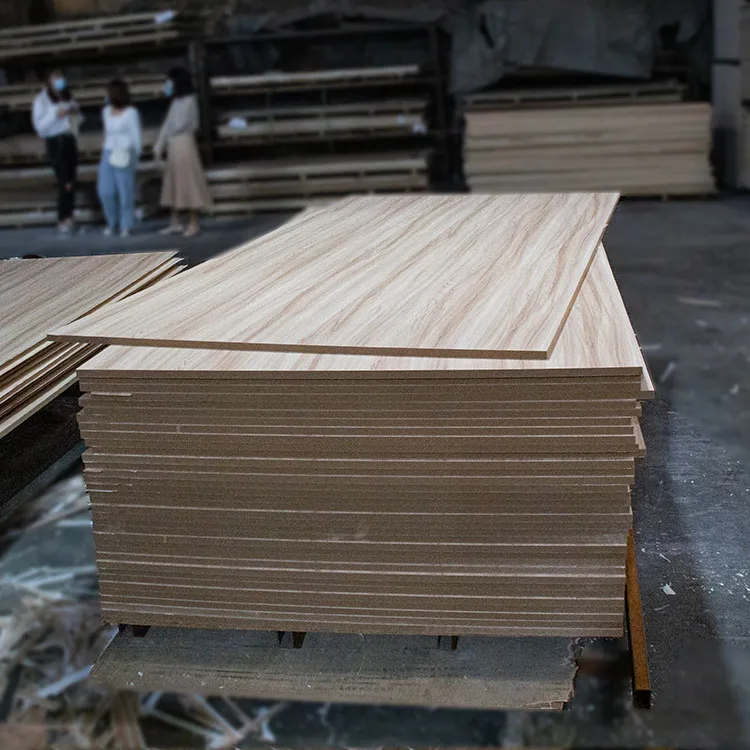 China Factory price sales 3mm 4mm 5mm 9mm 12mm 15mm 18mm 25mm melamine laminated faced MDF fiberboard
