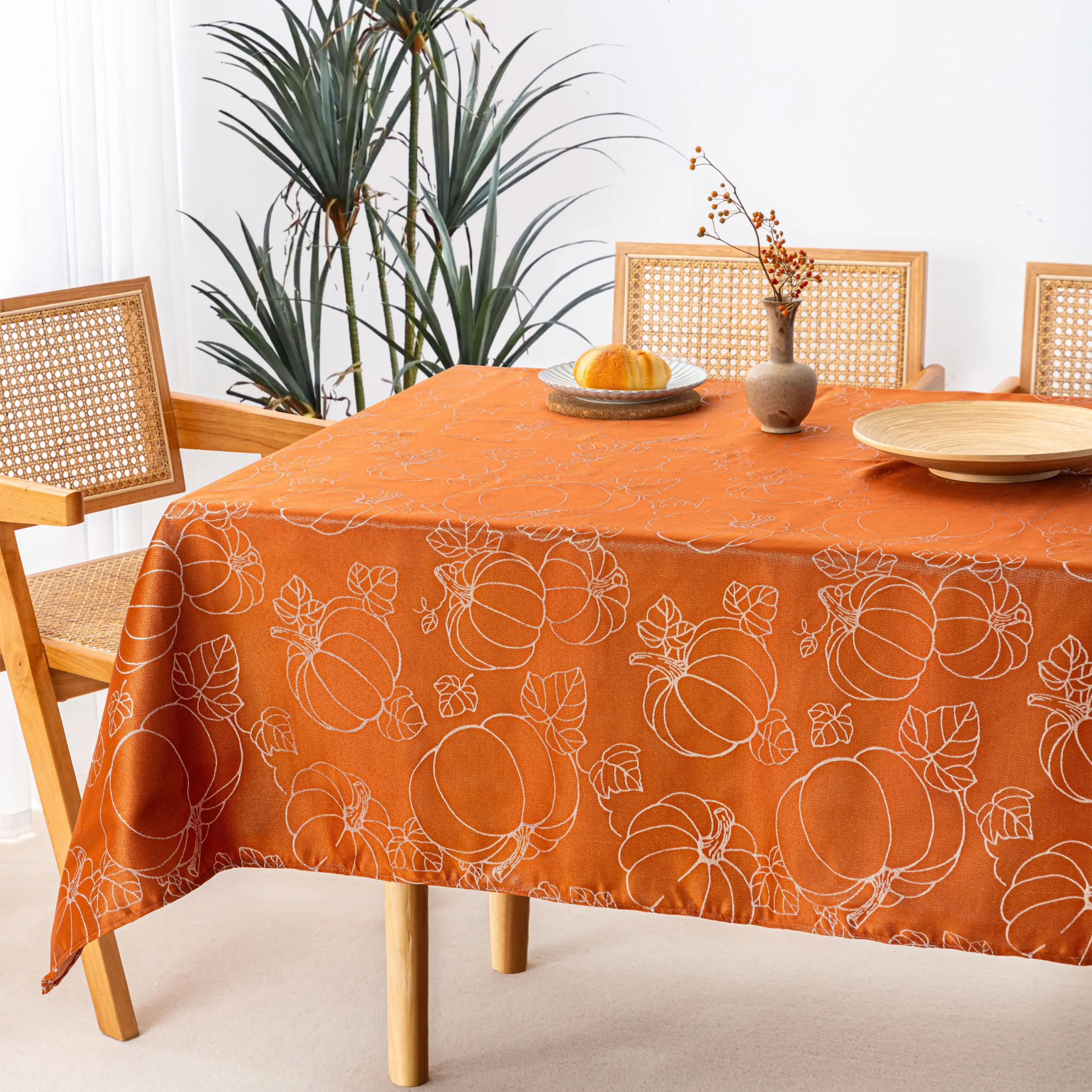 Skymoving New Custom Halloween Rectangular Waterproof Tablecloth Decor Harvest Autumn Jacquard Polyester Table Cloths Fabric