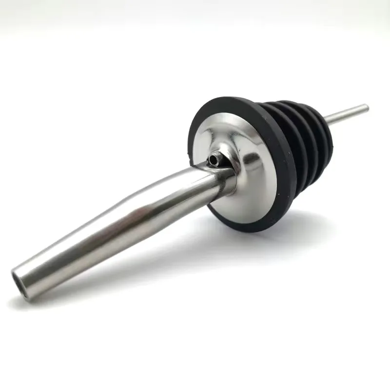 Stainless Steel  Wine Dispenser Liquor Pourer Leak-proof Nozzle Flip Top Oil Bottle Pourer Wine Metal Liquor Pourer Pour Spout