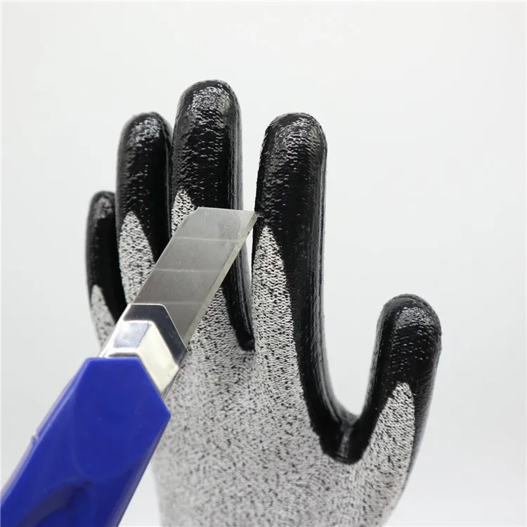 HPPE anti cut gloves level 5 nitrile smooth finish construction gloves