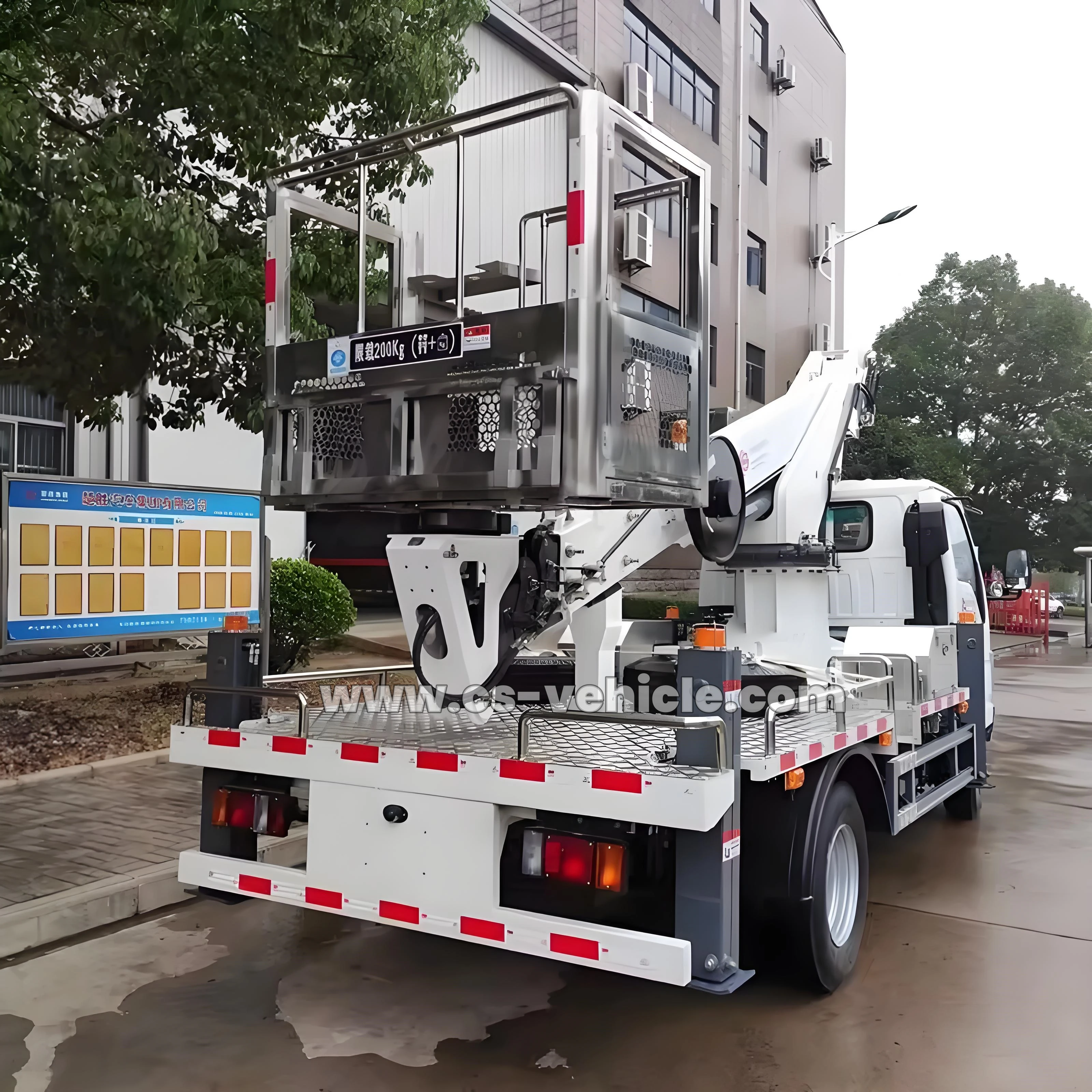 Factory Price Used ISUZU 4*2 16M 18M  High-altitude Telescopic Boom Lift Truck for sale