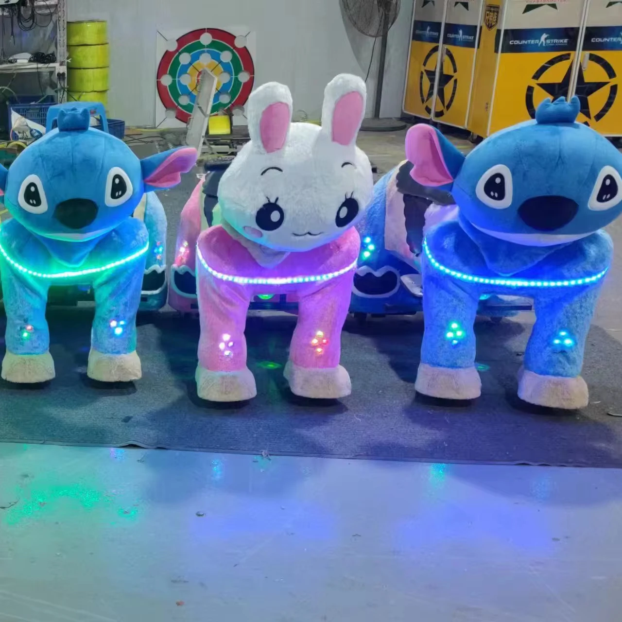 Низкий минимальный заказ заводская цена коммерческая батарейка корова электрическое животное плюшевое