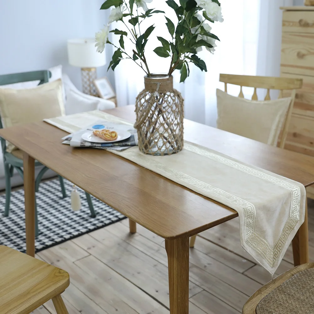 Wholesale cheap Europe nice hot sell elegant beige embroidery table runner for hotel bed runner bed flag