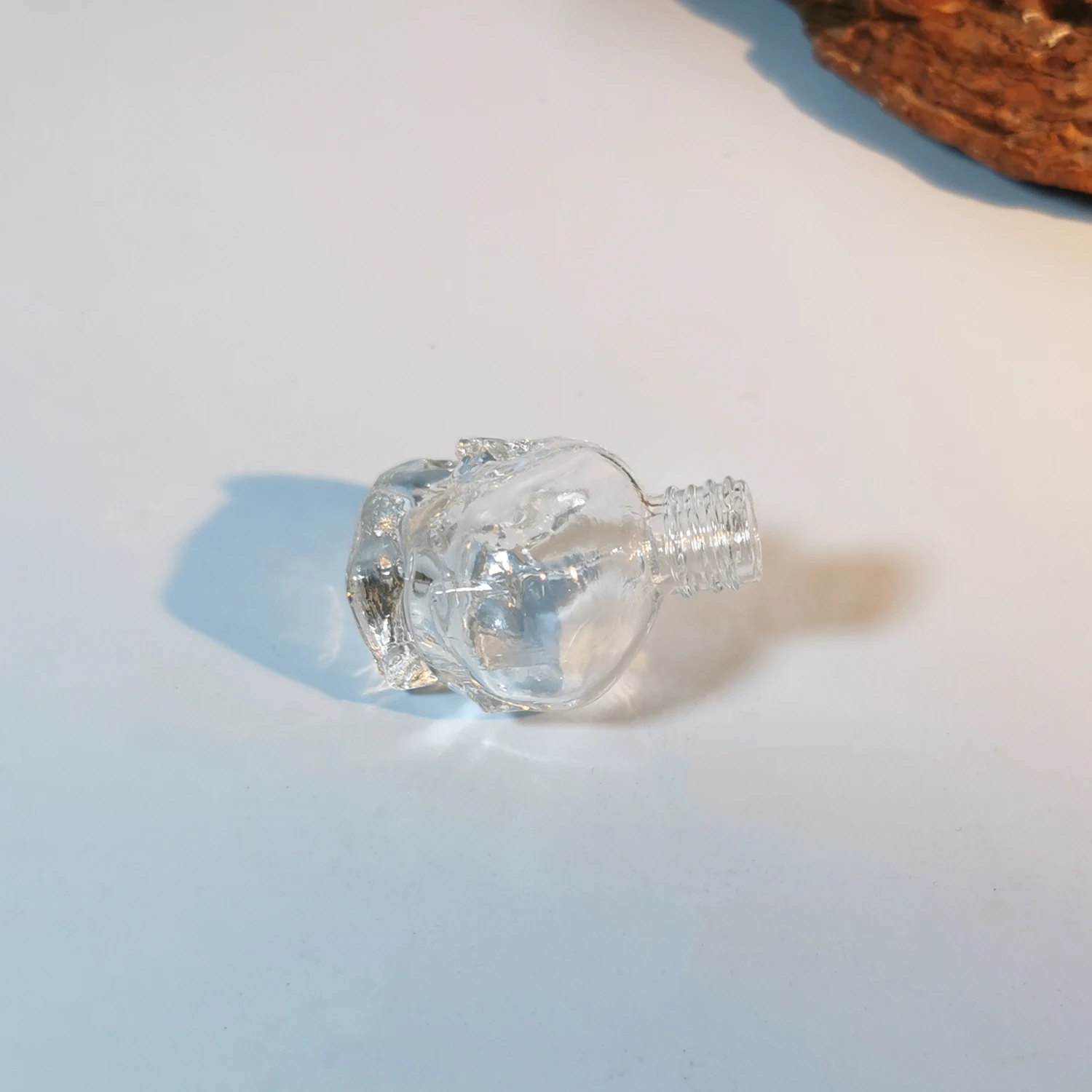 Unique Skull shaped Car Hanging Pendant Empty Bottle Air Freshener Perfume Glass Bottles