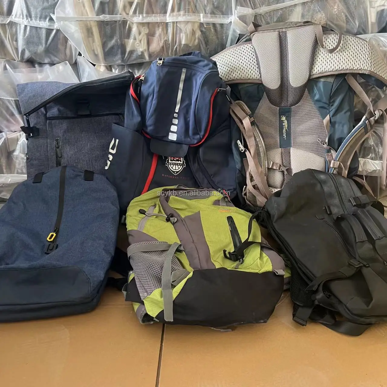 A8 Used bags branded backpacks wholesale second hand outdoor bags in bale 2nd in Italy for men ukay school bag