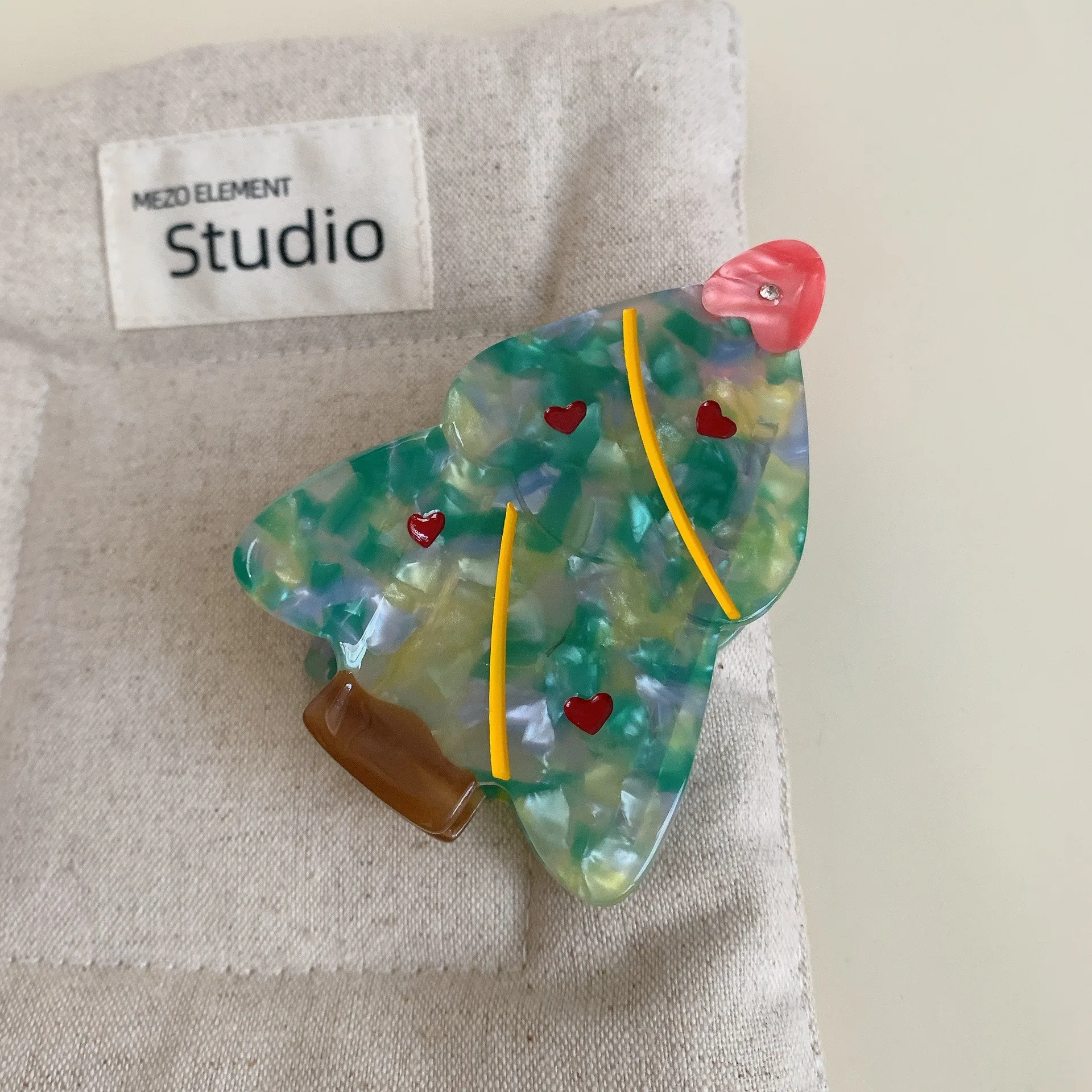 YHJ New 2024 model Christmas themed cute hair clip Beautiful and exquisite hair claw clip Acetate Hair Claw