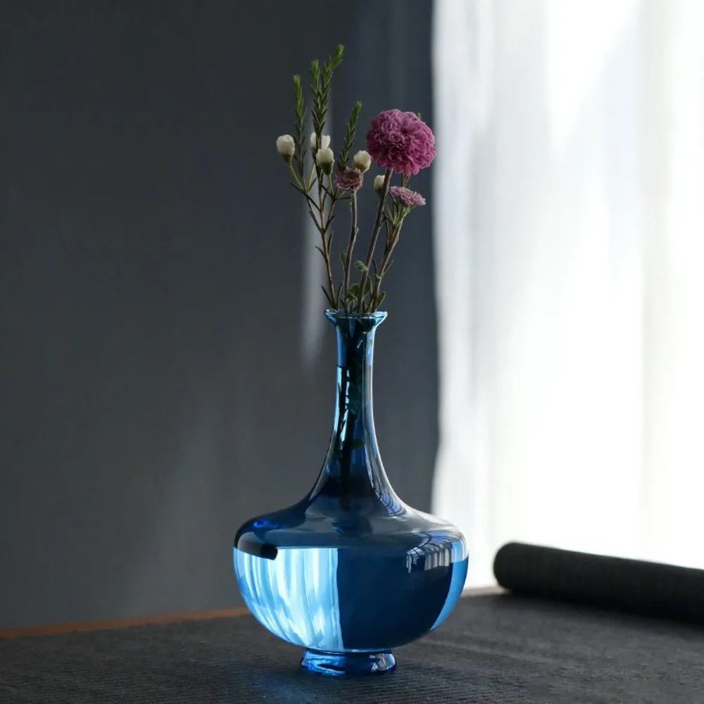 cylindrical giant mini tall black  round rectangle  long  blue cut fiber wedding unique flowers glass vases