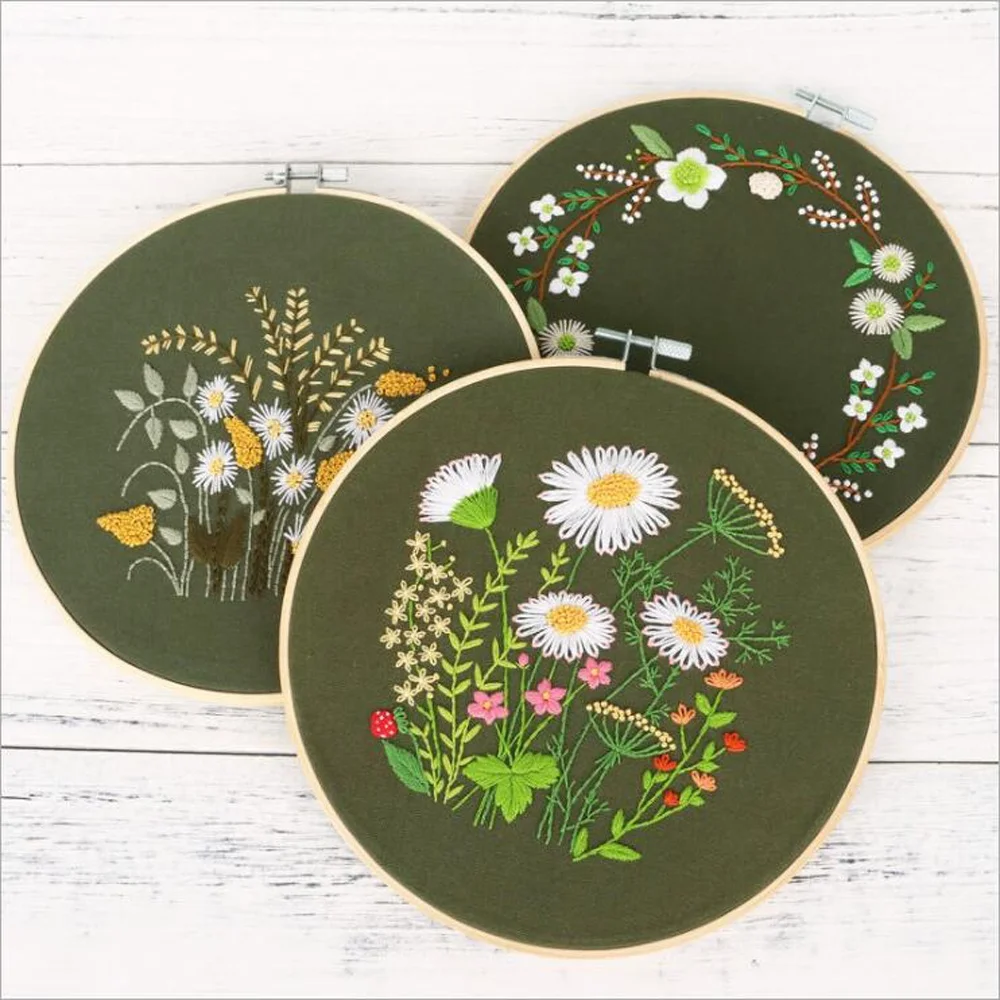 Customized Embroidery Starter Kits with Instructions Cross Stitch Hoops Pre-printed Pattern Cloth Theads and Tools Set
