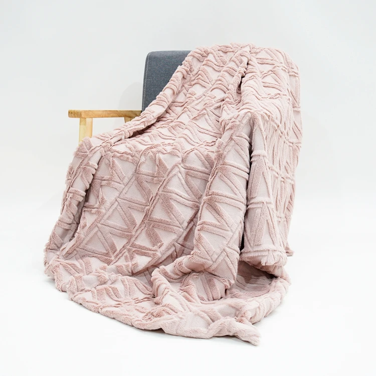 Wholesale 100% Polyester Quilting Pv Fur Luxury Soft Winter Plush Blanket