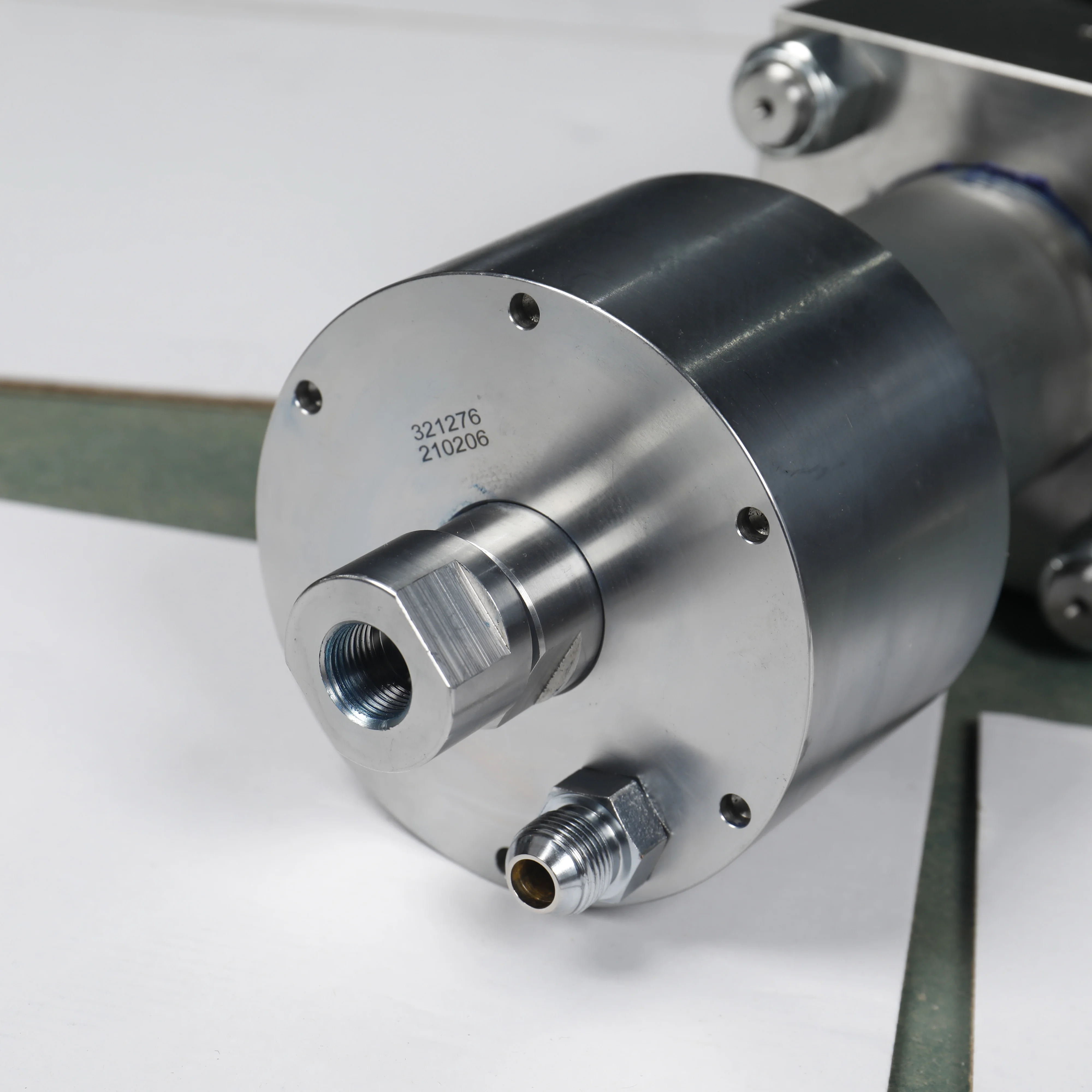 High pressure 60 ksi intensifier for waterjet cutting machine pump