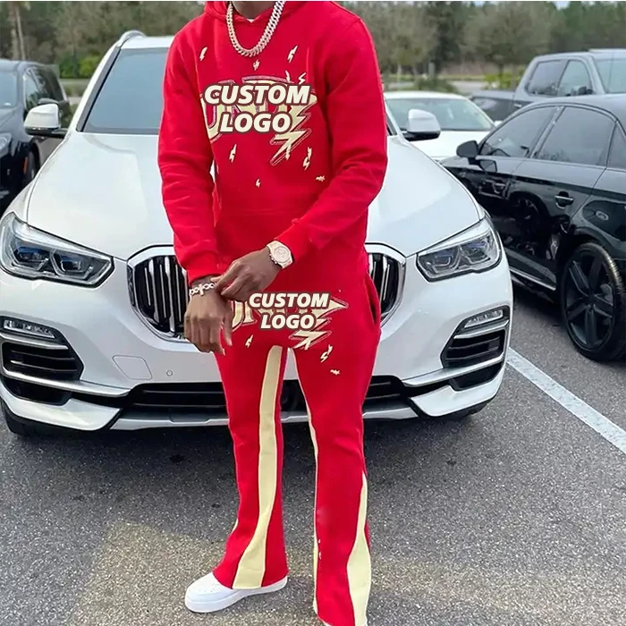 Мужской спортивный костюм