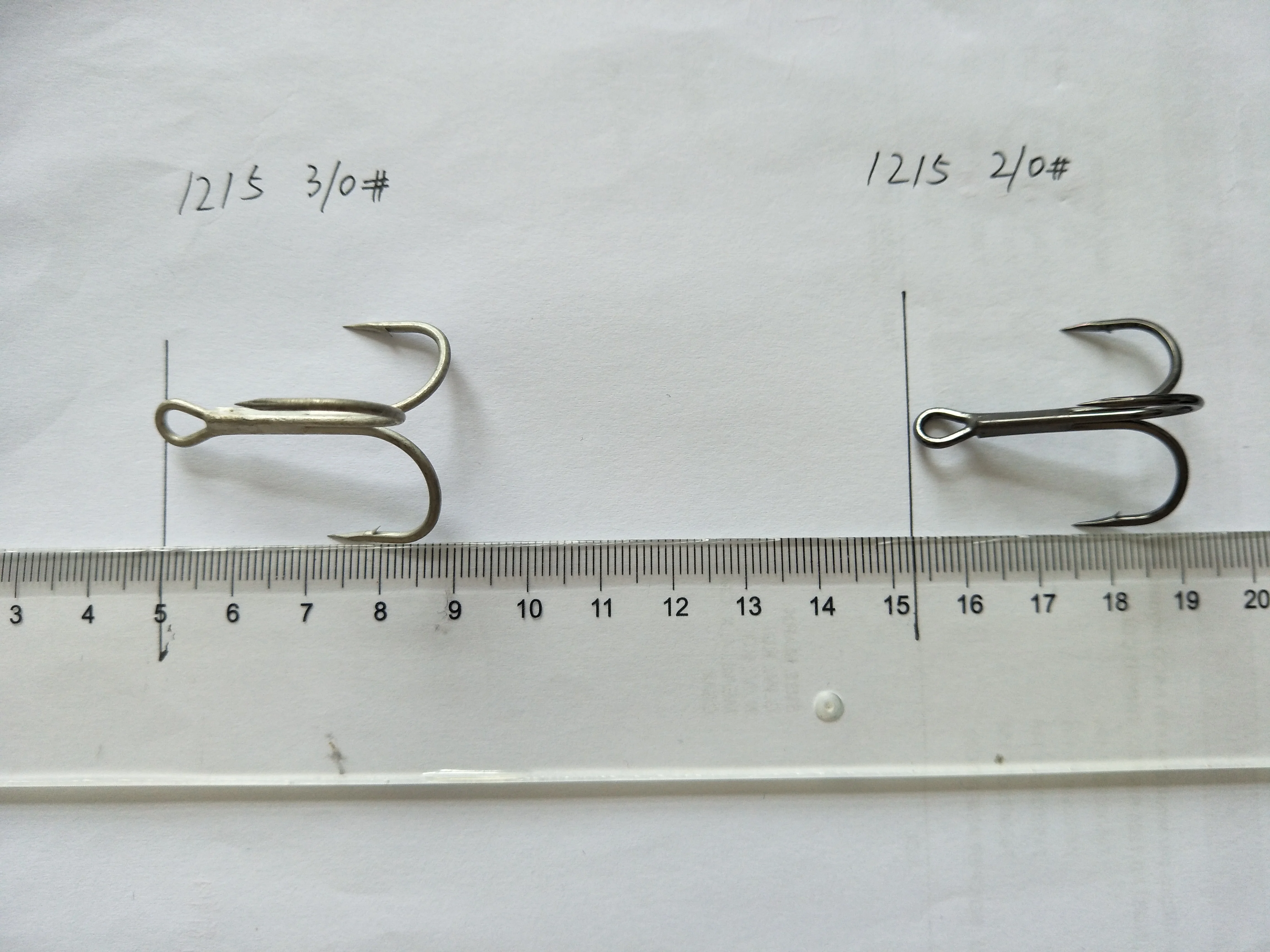 Round bend triple hook